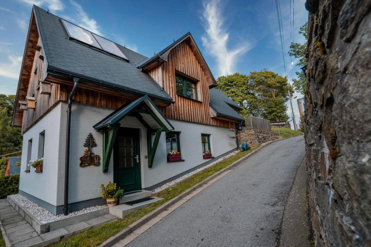 Spielzeughof Apartment *